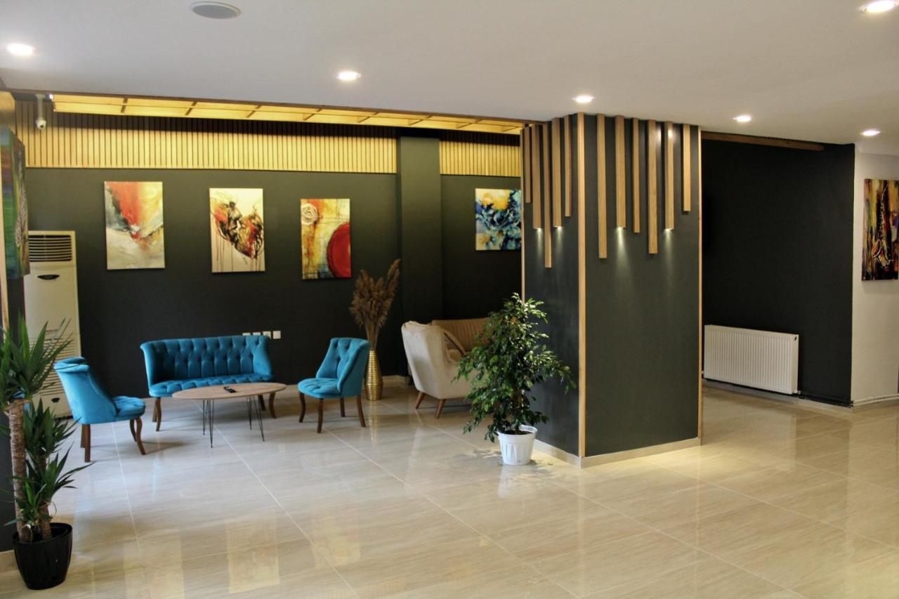Grand Krone Hotel Cinarcik Exterior foto